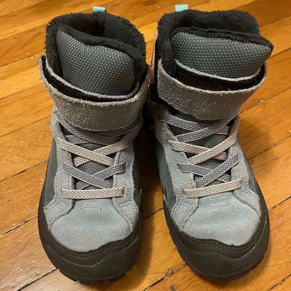 Quechua SH 100 kids waterproof hiking boots 11.5 11.5c pink blue black high snow